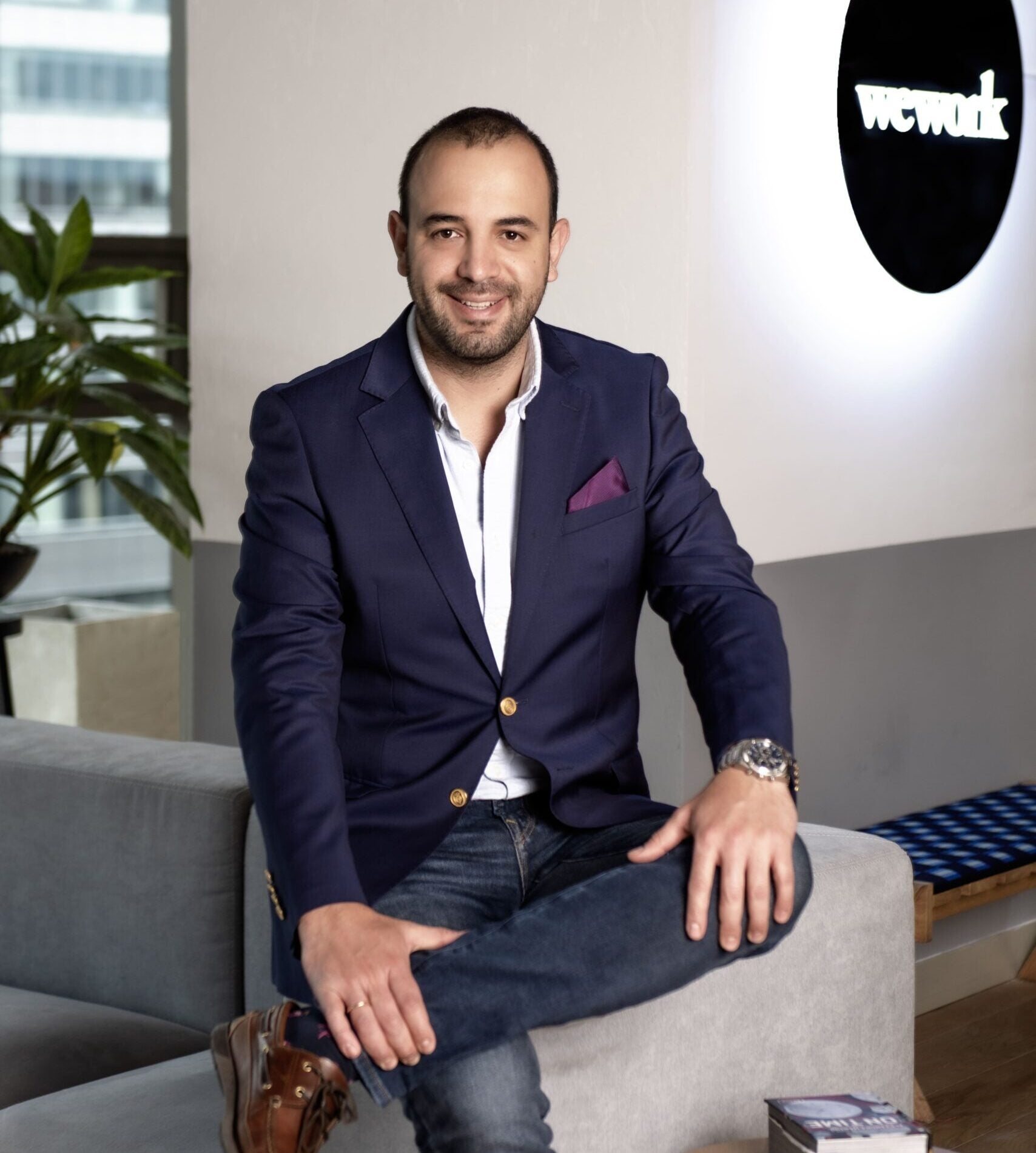 Más del 90% de los colombianos creen perder tiempo en trabajos presenciales