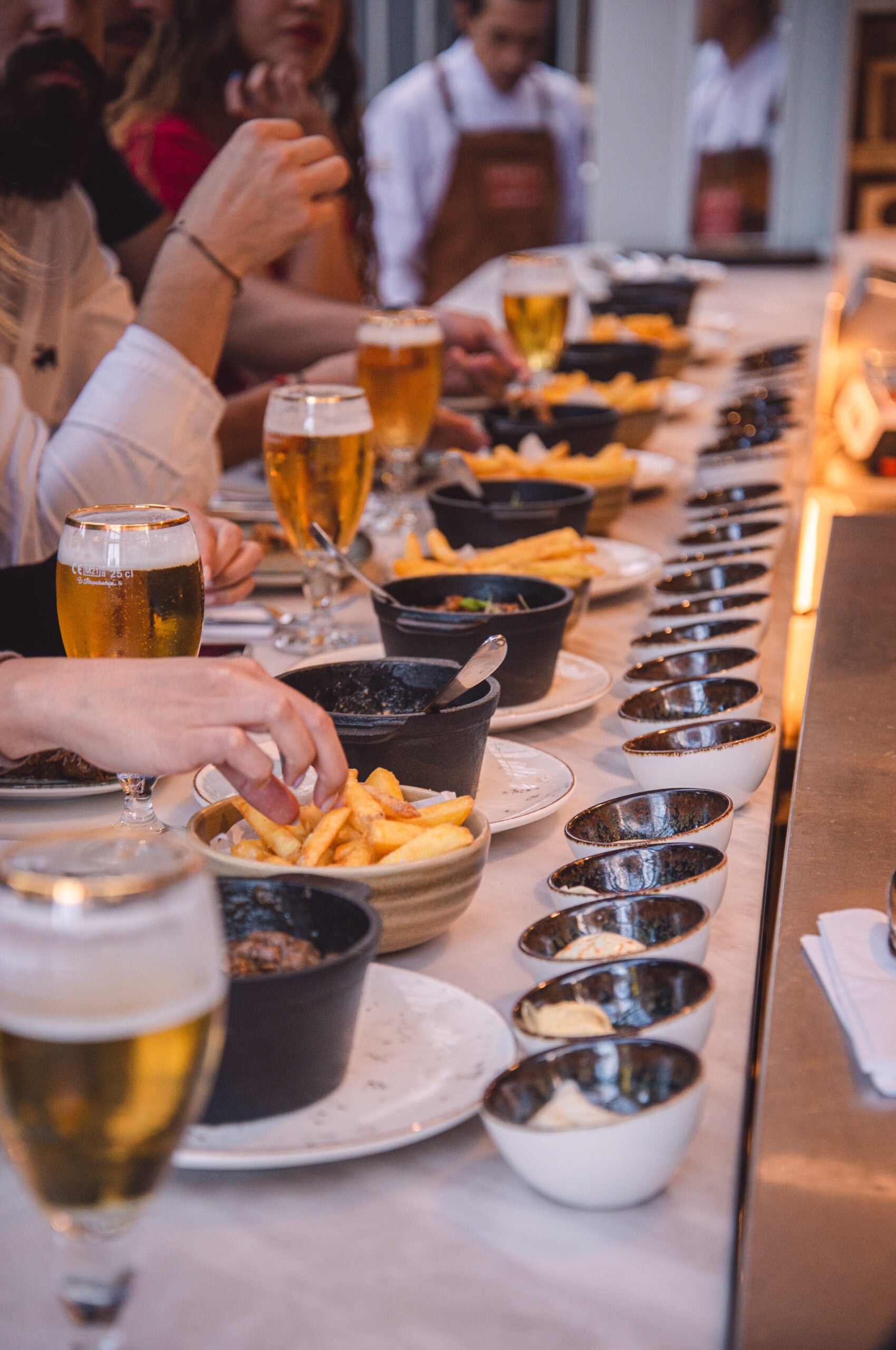 Sergio Herman firma el nuevo menú estelar de Frites Artois, un deleite para los sentidos