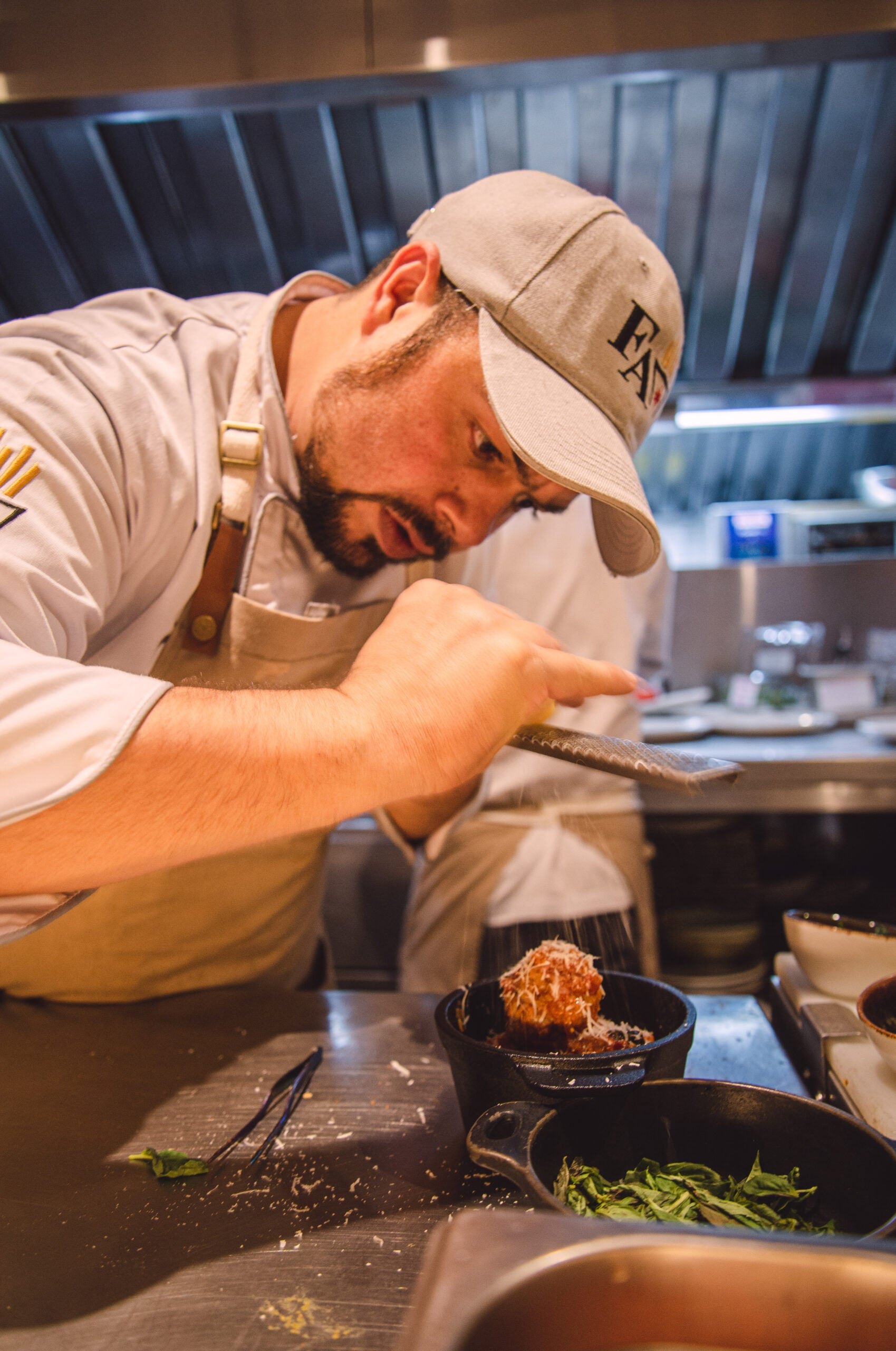 Sergio Herman firma el nuevo menú estelar de Frites Artois, un deleite para los sentidos
